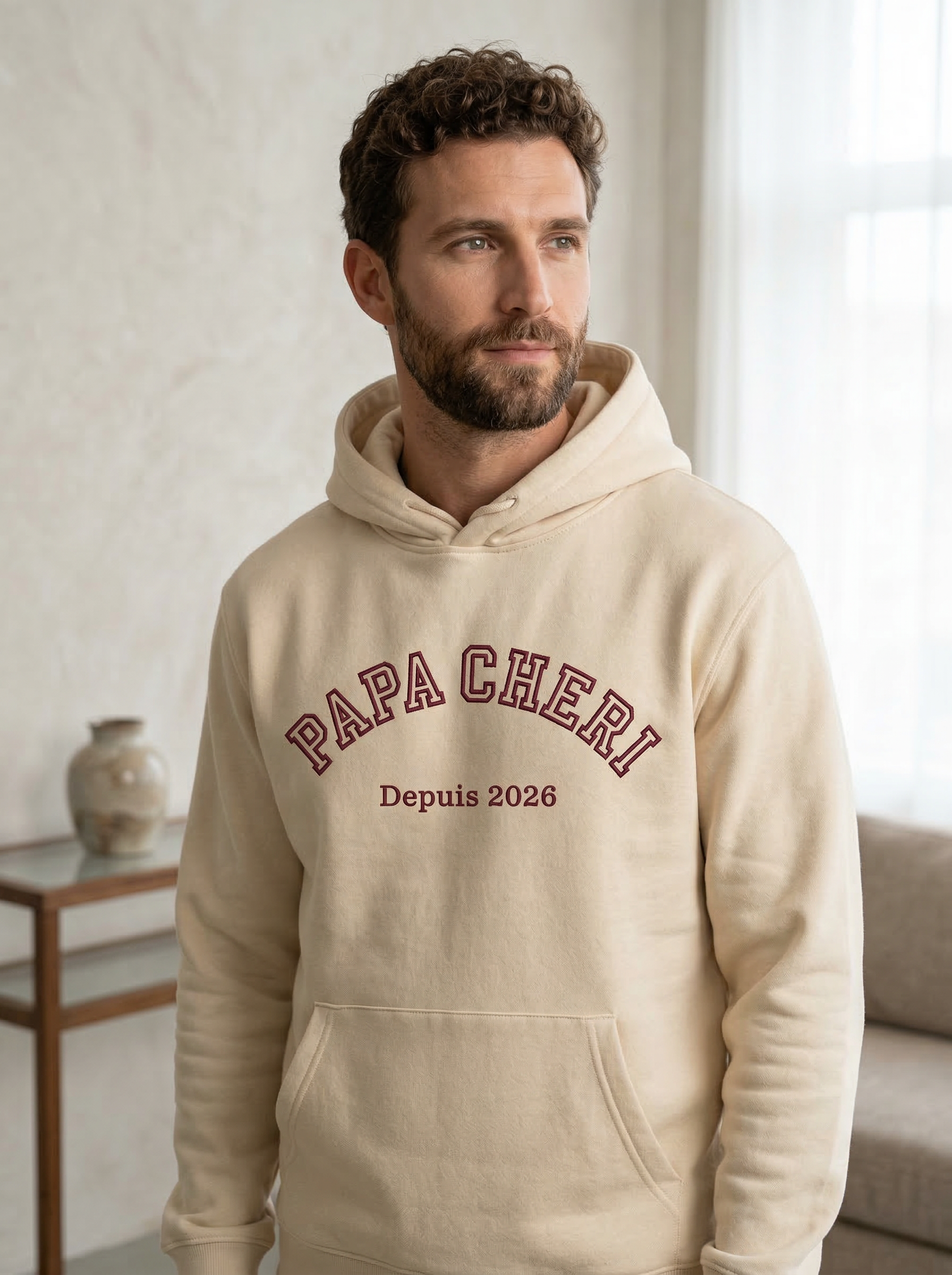 Hoodie Brodé — L'Annonce