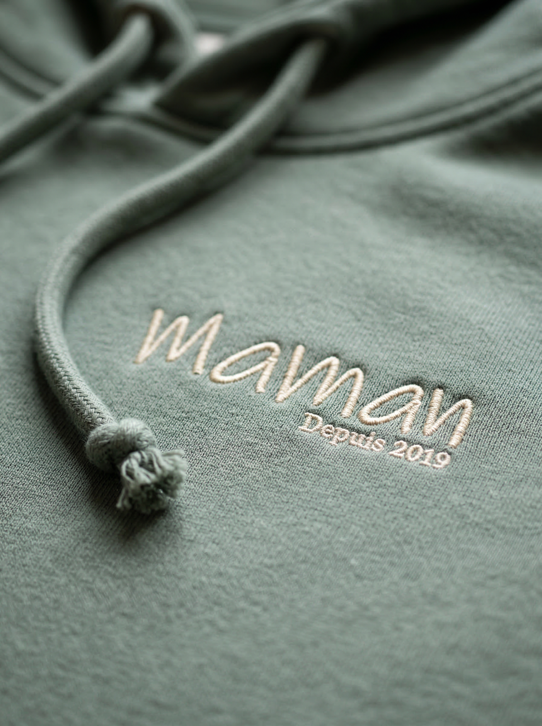 Hoodie Brodé — Le Depuis