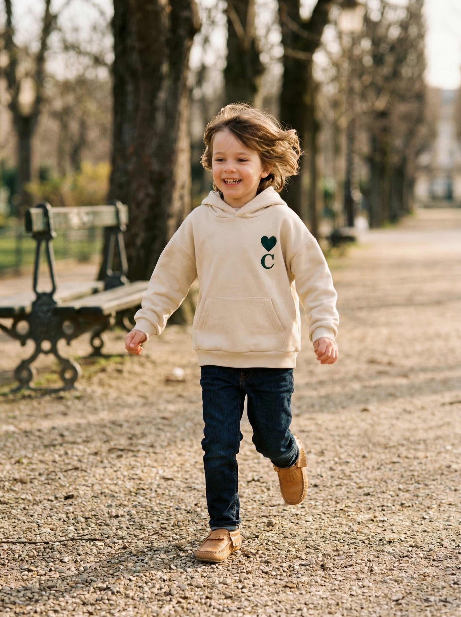 Hoodie Enfant Brodé — La Brigitte